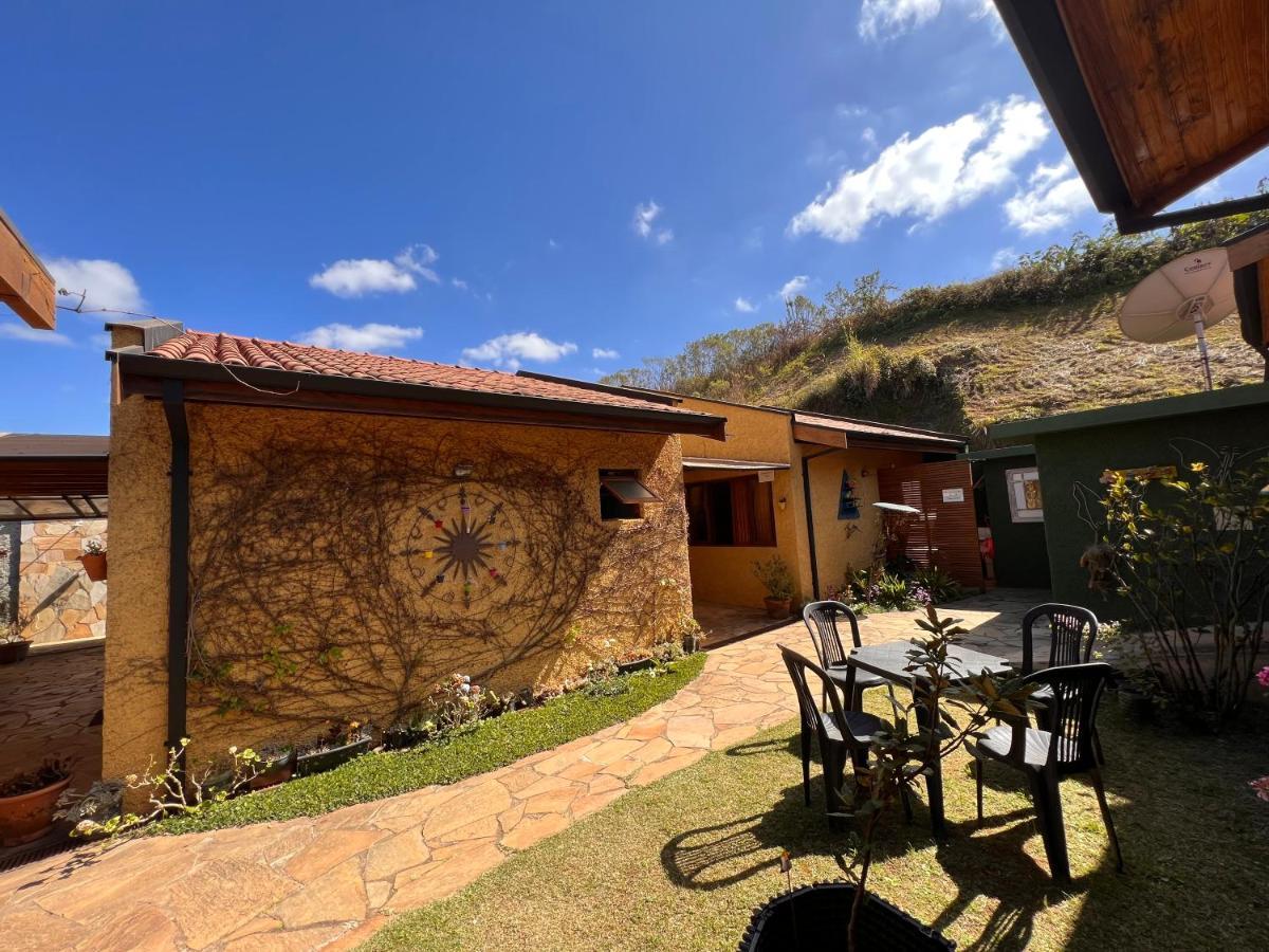 Hospedaria Vila Khepri Gonçalves Exterior foto